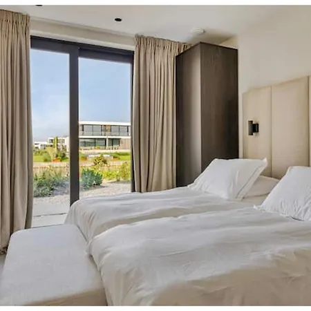 Villa Luxurious Coastal Escape With Private Pool In
